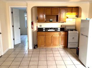 1432 S 5th St #3A, Philadelphia, PA 19147
