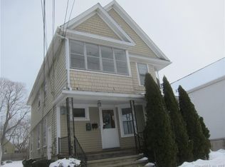 420 Soundview Ave, Stratford, CT 06615