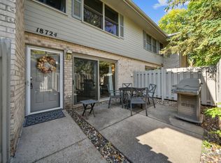 18724 Clear View Ct, Minnetonka, MN 55345