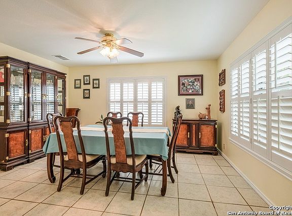 5th image of 2243 Indian Meadows Dr