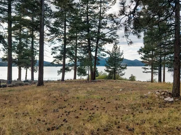 250 Eagle Dr, Big Bear Lake, CA 92315