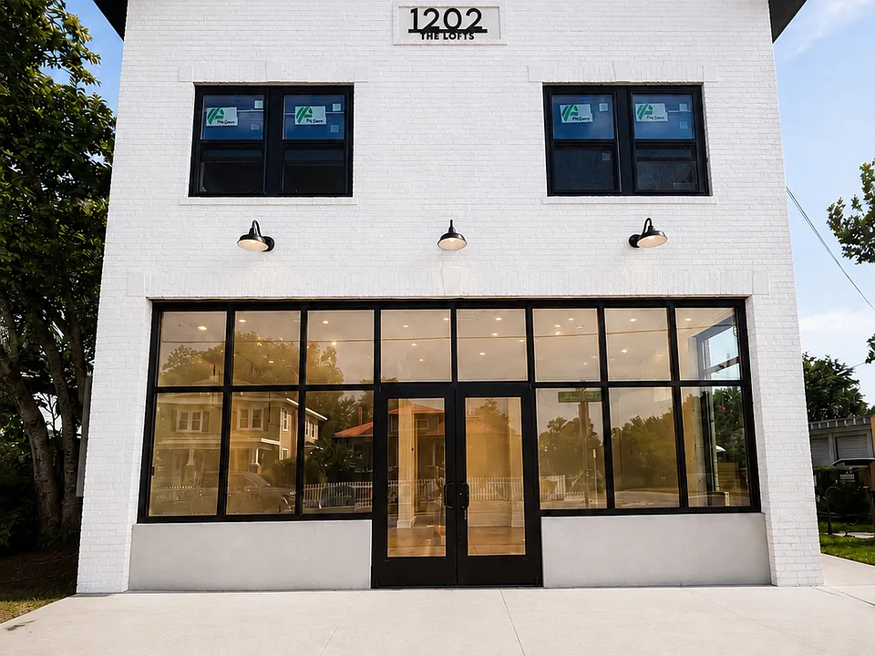 1202 Chestnut St #201