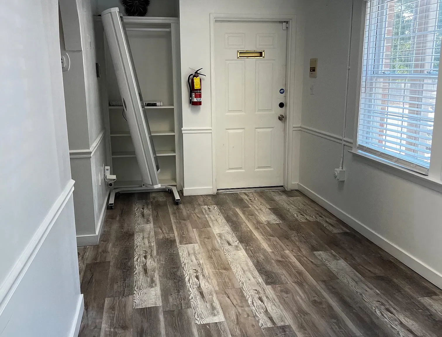 5 bed, $2,500 — Photo 3