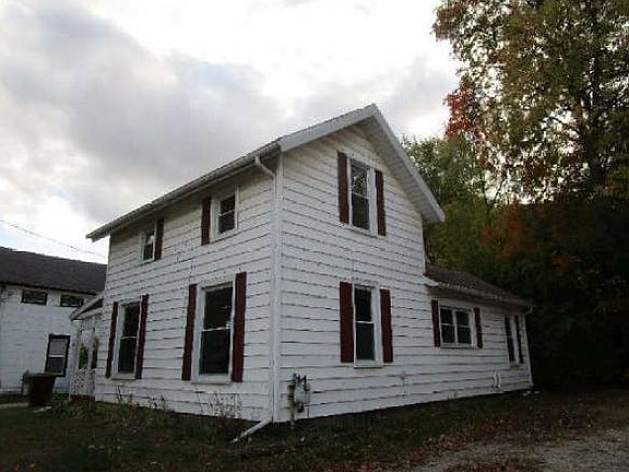 3rd image of 610 S Park St