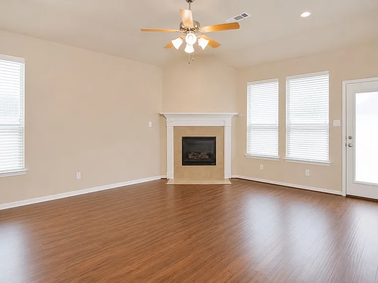 11513 Emory Trl — Photo 10