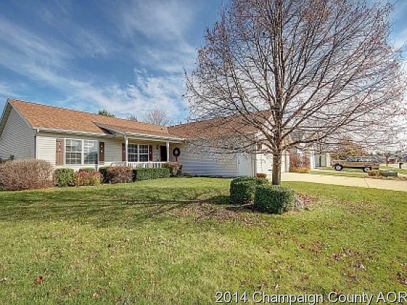 416 Wesley Ave photo 1