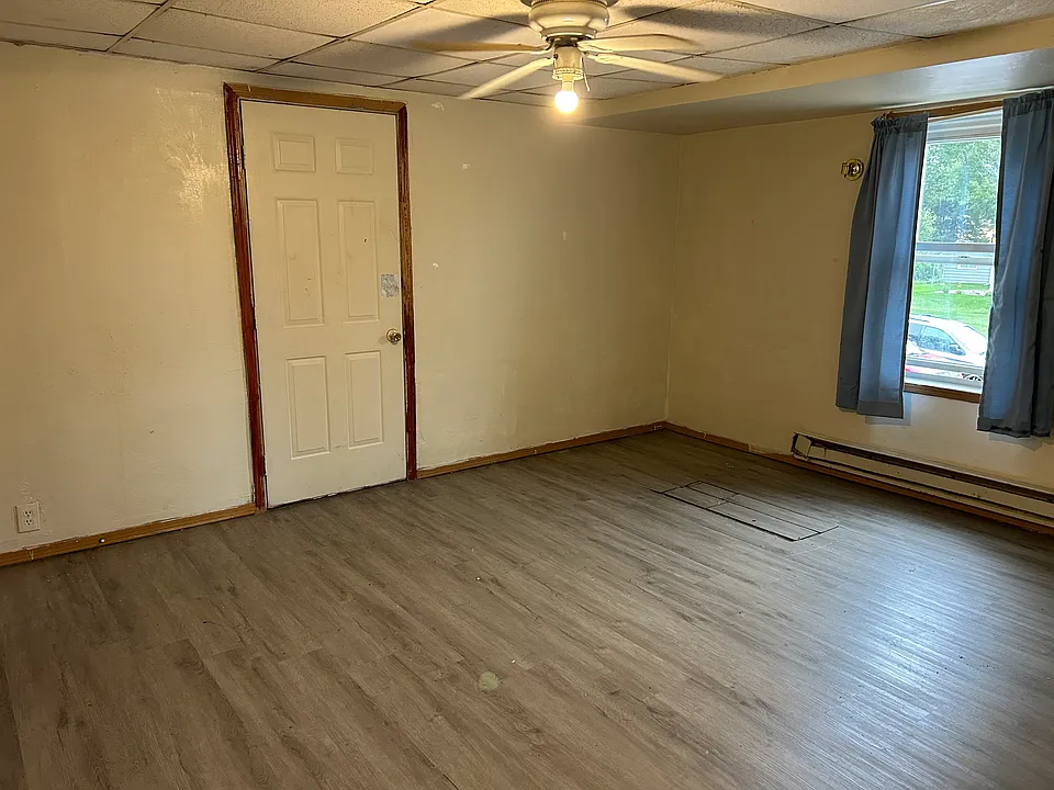 1472 Shawano Ave #4