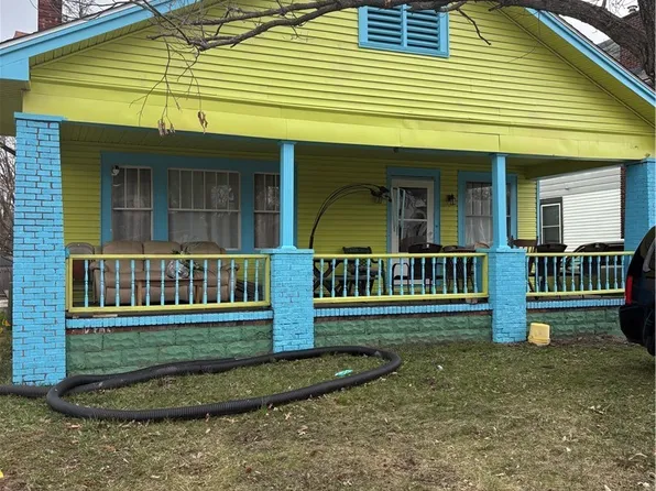 320 E Auburndale Ave, Youngstown, OH 44507