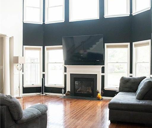 3rd image of 64 Millbrook Ct