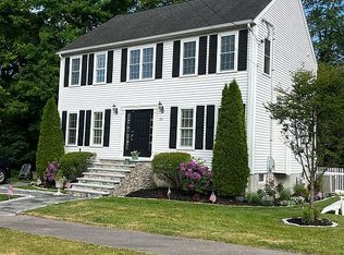 125 Plantation Cir, Norwood, MA 02062
