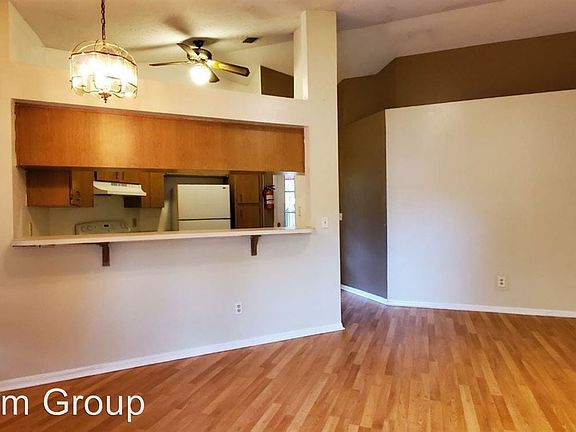2nd image of 8314 N Orangeview Ave
