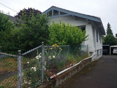 1839 N 52nd St, Seattle, WA, 98103