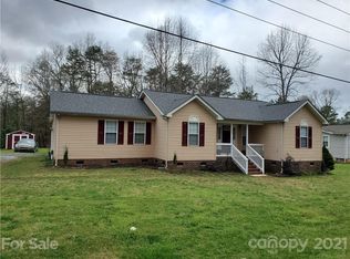 408 Clemons Ave, Maiden, NC 28650