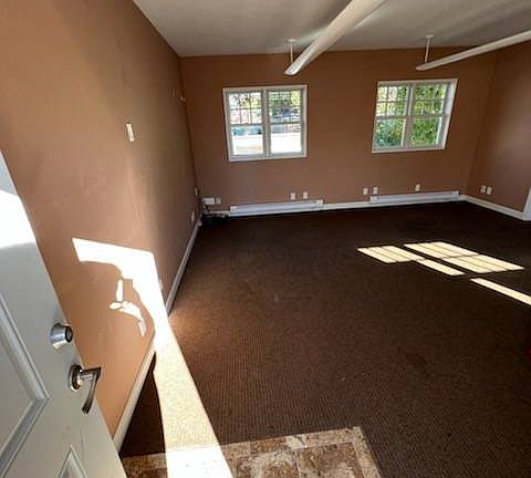3rd image of 104 Hawkins St