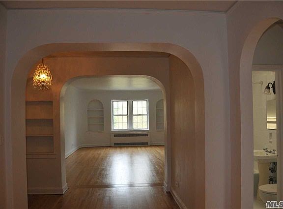 3rd image of 32 Hamilton Pl APT L