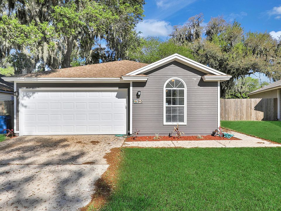 1st image of 945 Majestic Cypress Dr N
