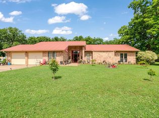 203 1st St NW, Detroit, TX 75436