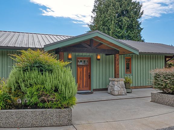 2nd image of 987 Gower Point Rd