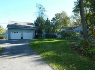 36 Rutherford Dr, Belvidere, NJ 07823