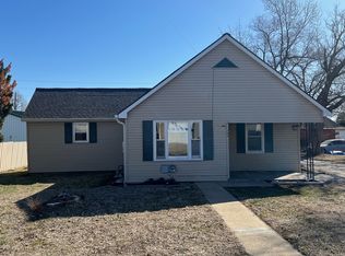 102 Saint Paul St, Chillicothe, MO 64601