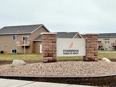 153 Mulberry Loop NE, Minot, ND, 58703