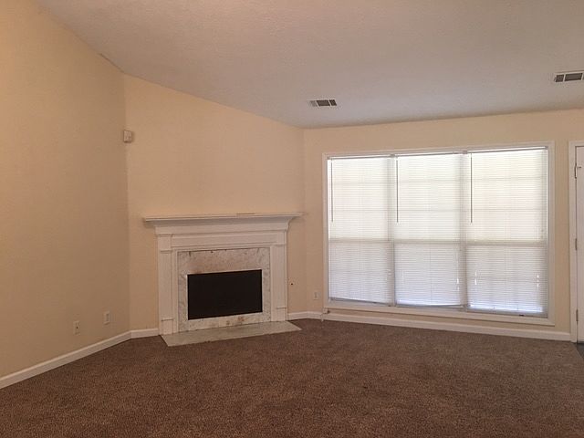 2nd image of 2300 Evonshire Way Rent To Own #0