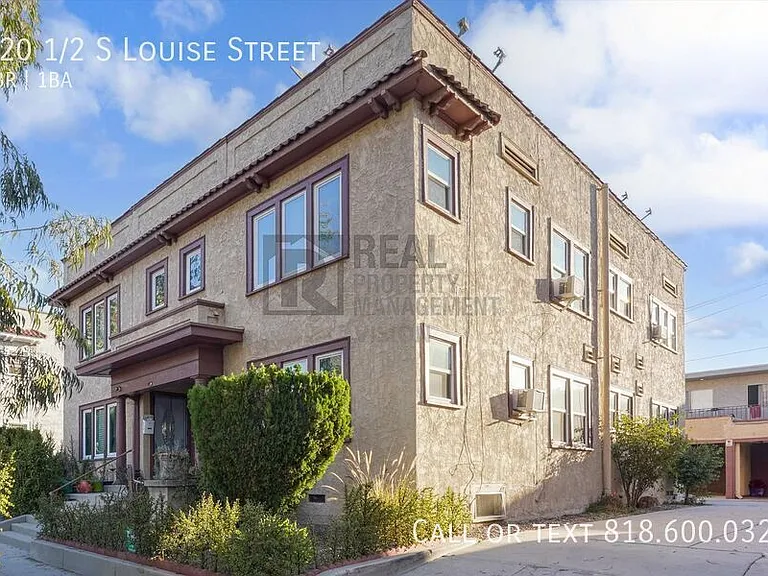 620 1/2 S Louise St — Photo 22