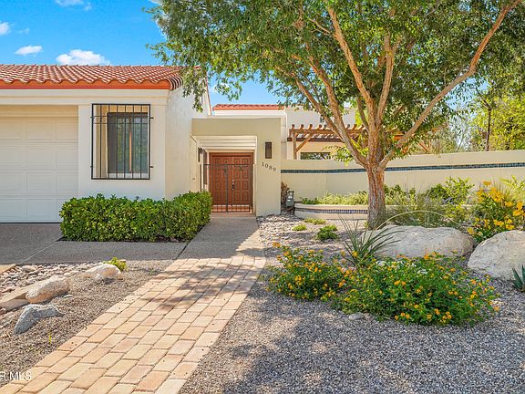 2nd image of 1089 Los Jardines Cir