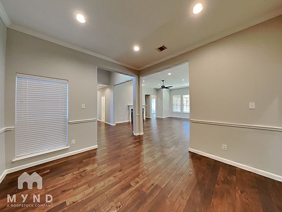 3rd image of 2214 Frio Dr