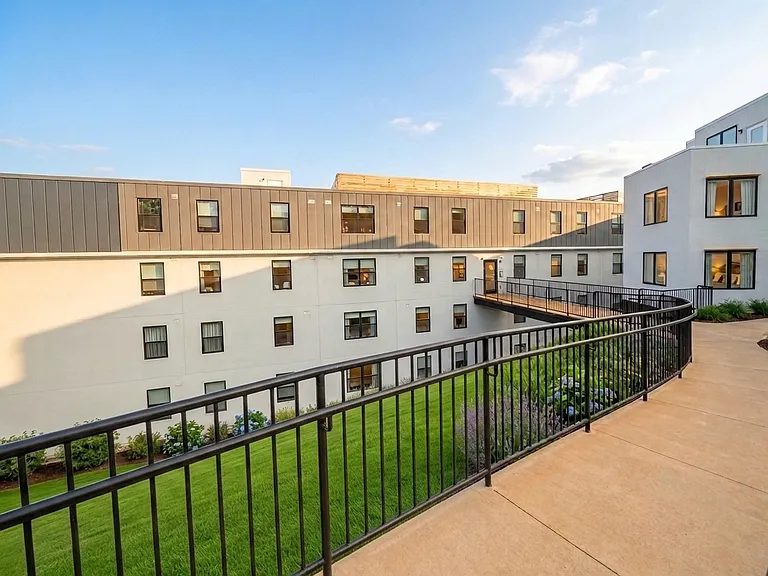 The Outlook Apartments — Photo 6