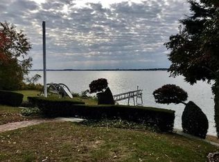 160 Crabtree Rd, Quincy, MA 02171