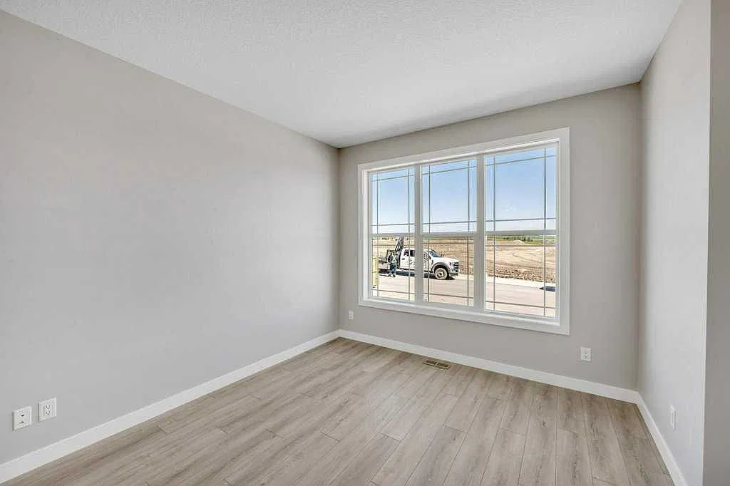 Main Floor - 143 Amblefield Avenue NW — Photo 3