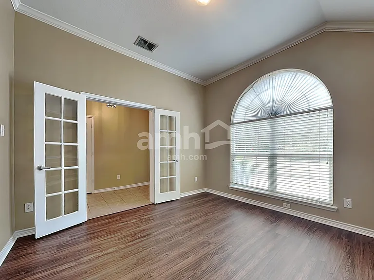 1325 Tanglevine Ln — Photo 7