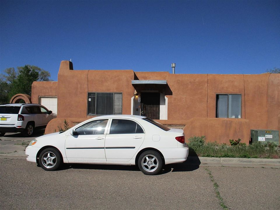 1st image of 532 Camino De Guadalupita