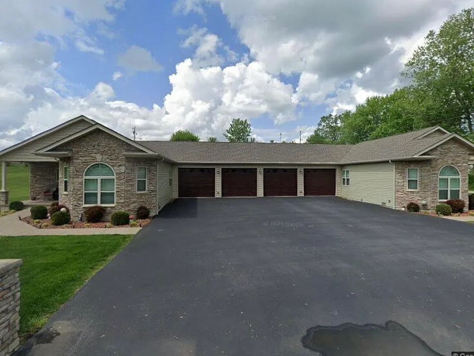 1212 Royce Dr #A