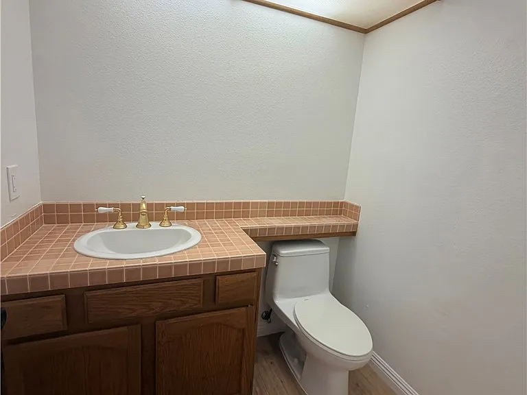2664 Woodbury Dr — Photo 26