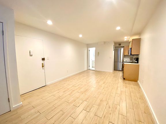 2nd image of 90-32 53rd Ave #Ll