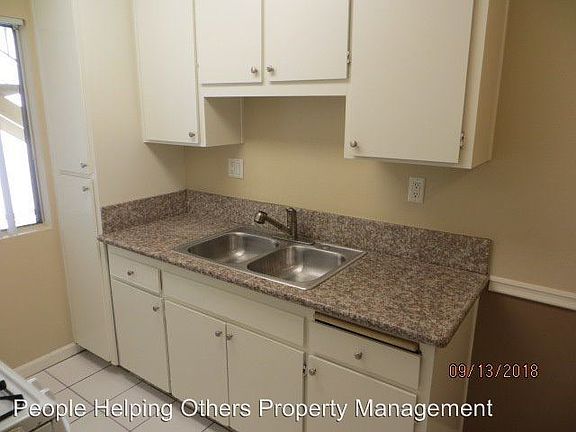5th image of 5460 Imperial Ave APT B