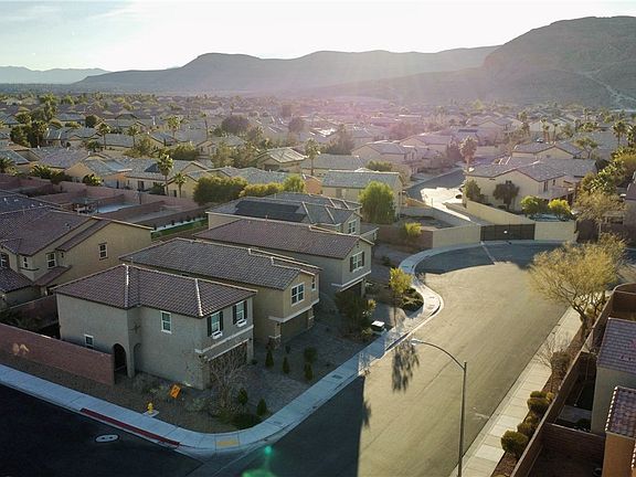 5th image of 9079 Andermatt Ln