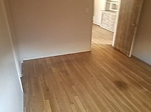 2nd image of 1031 E 13th St