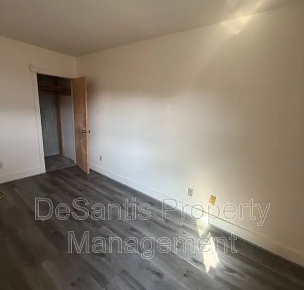 210 N Liberty St #3 — Photo 12