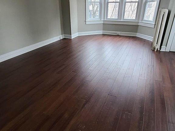 Spacious Living Area overlooking N. New Street