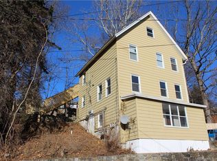 46 Pond St, Naugatuck, CT 06770