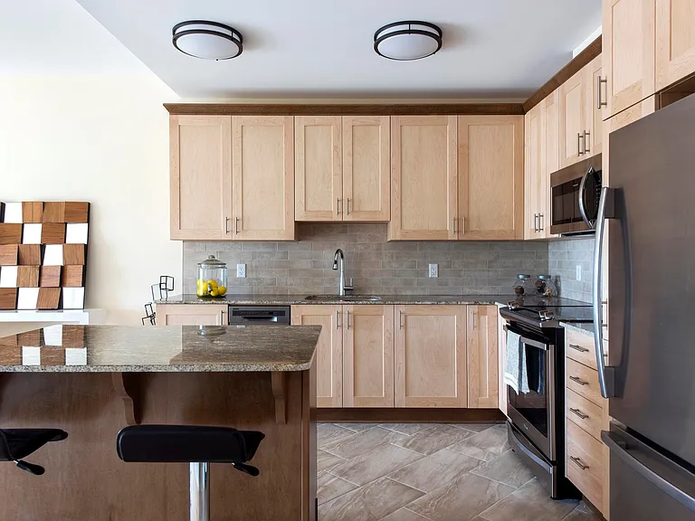 258 Coleman St #C105 — Photo 4