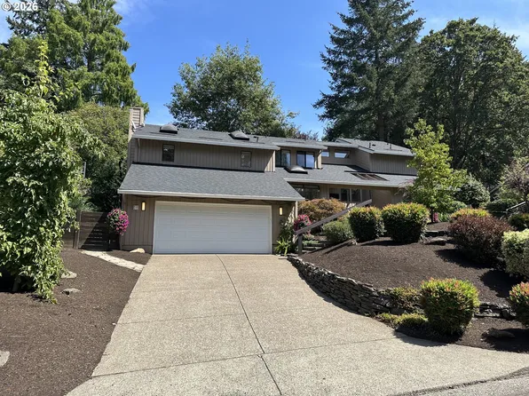 6 Scarborough Dr, Lake Oswego, OR 97034