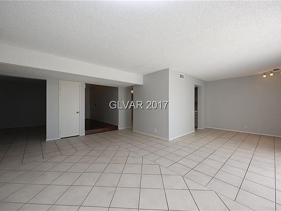 2nd image of 4415 El Campana Way