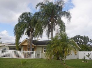 1628 Juno Trl, Astor, FL 32102