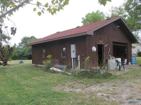 3rd image of 461 E County Road 117