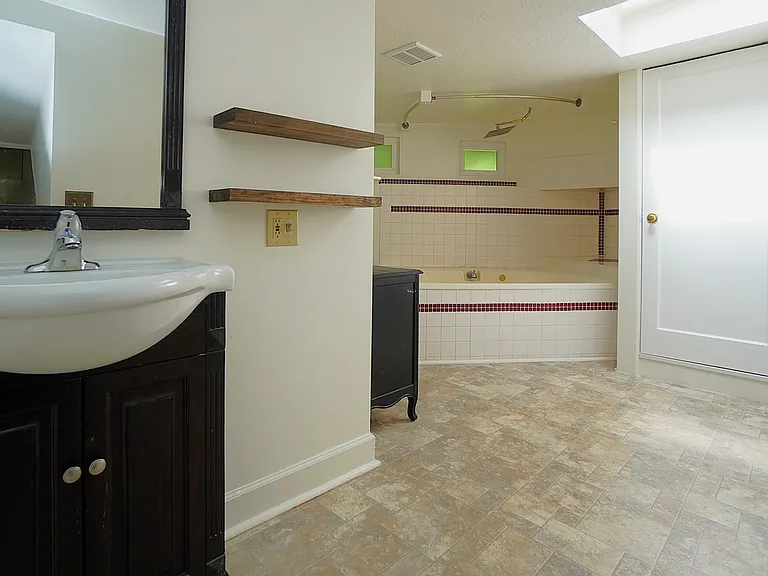 2389 W Boise Ave — Photo 12