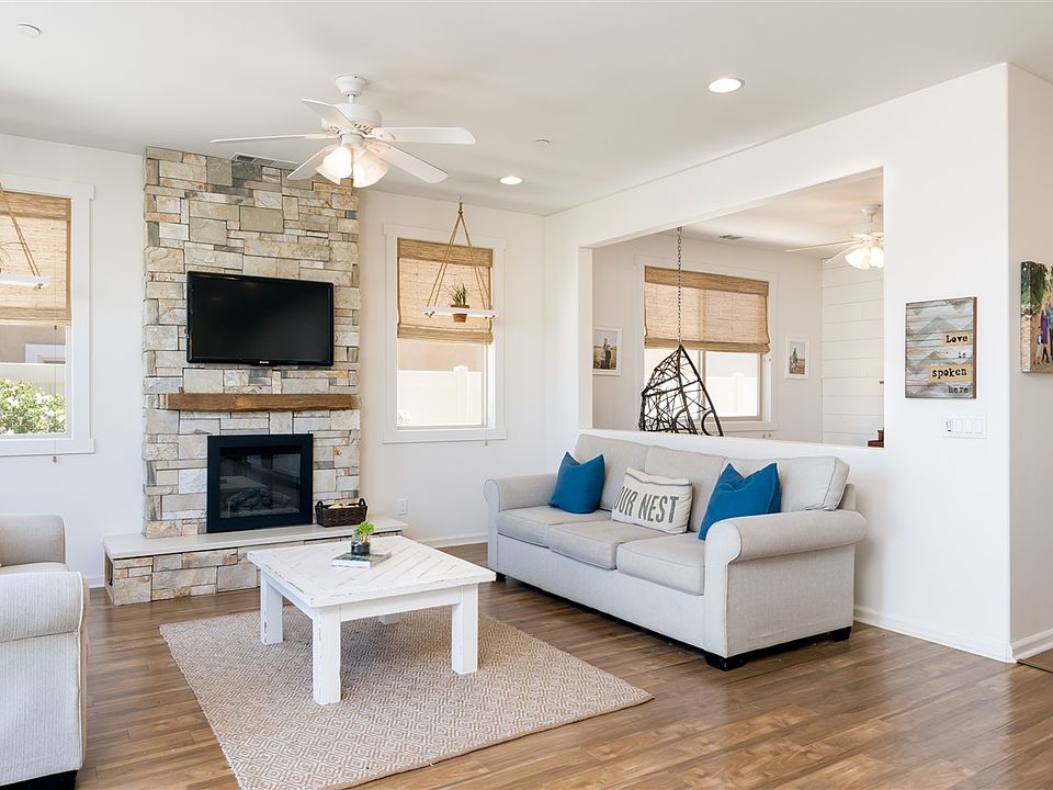 1st image of 36370 Geranium Dr